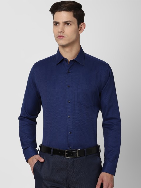 

Van Heusen Men Navy Blue Slim Fit Formal Shirt