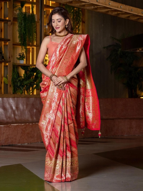 

BEATITUDE Gold-Toned & Red Floral Silk Blend Saree