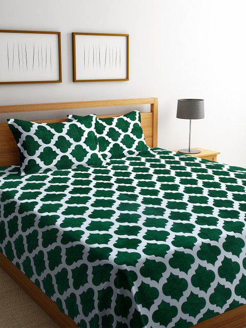 

KLOTTHE Green & White Woven-Design Cotton Double King Bed Cover With 2 Pillow Covers