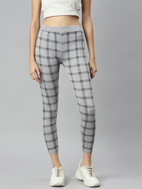 

Aarika Women Grey & Black Pure Cotton Checked Regular Gym Tights