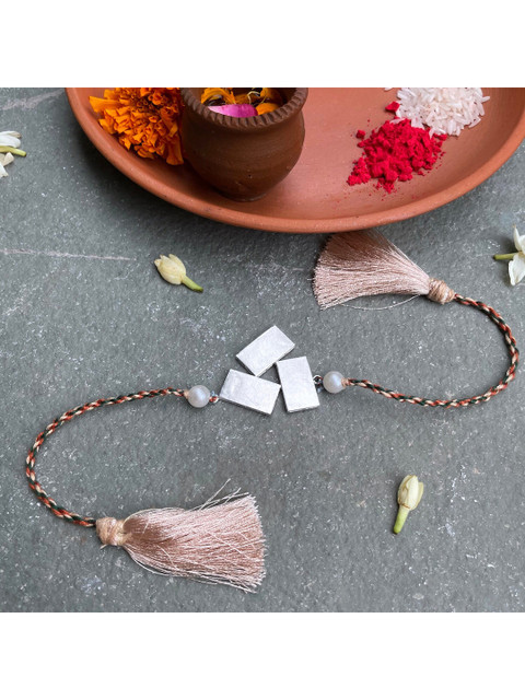 

Mitali Jain Sterling Silver Anarchy Rakhi