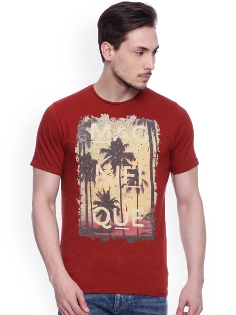 

Basics Men Maroon Printed Muscle Fit Round Neck T-shirt