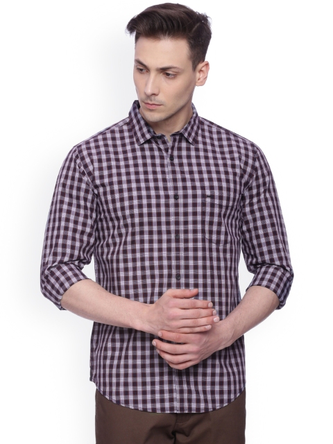 

Basics Men Black & Burgundy Slim Fit Checked Casual Shirt