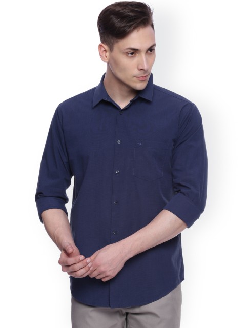 

Basics Men Navy Slim Fit Solid Casual Shirt, Navy blue