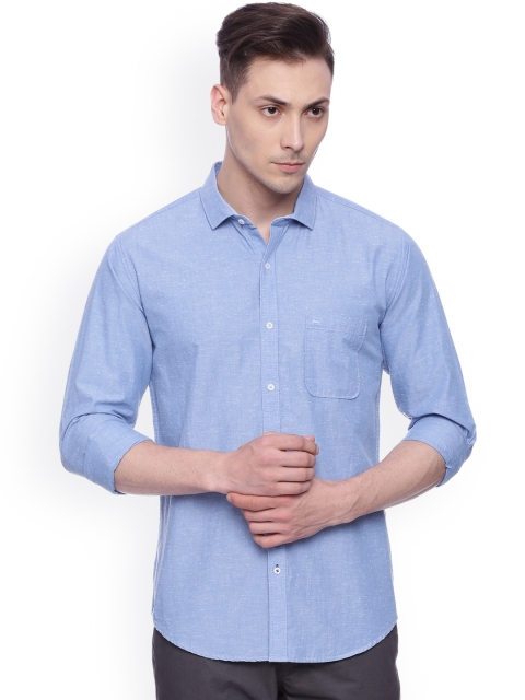

Basics Men Blue Slim Fit Chambray Casual Shirt