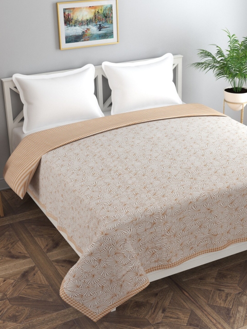 

Florida Orange & White Floral AC Room 120 GSM Double Bed Dohar