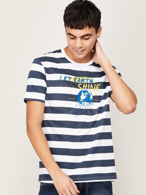 

SmileyWorld Men White & Navy Blue Striped Slim Fit T-shirt