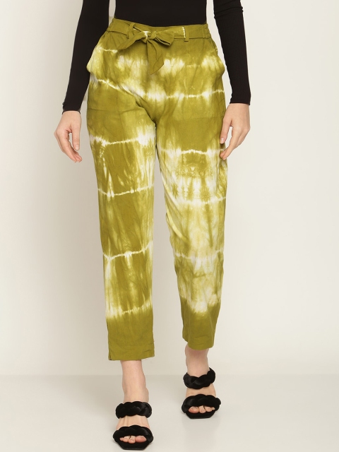 

Aawari Women Green Printed Relaxed High-Rise Trousers