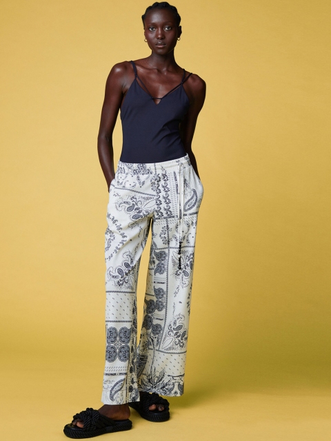 

H&M Women Black & White Wide Drawstring Trousers