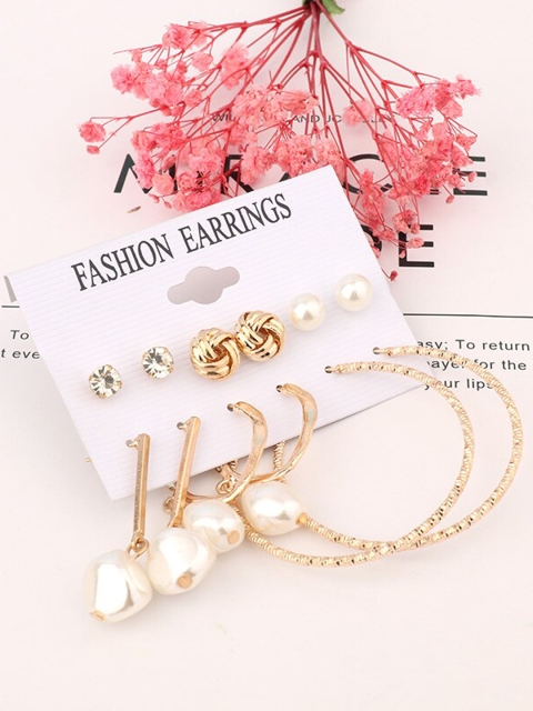 

ANNA CREATIONS Gold-Toned Contemporary Studs Earrings
