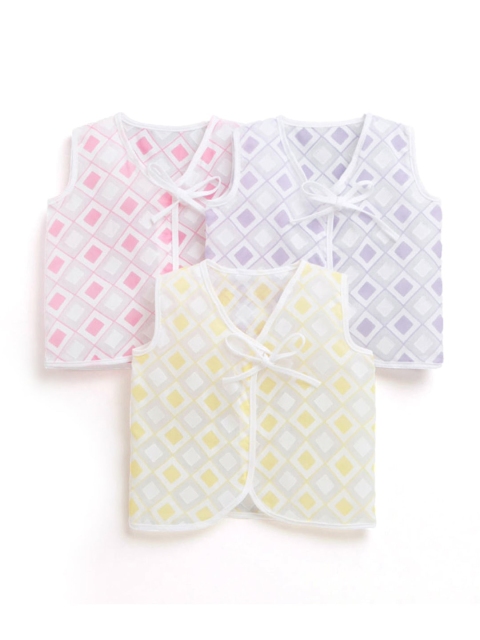 

Hopscotch Kids Multicoloured 3 Printed Henley Neck T-shirt, Multi