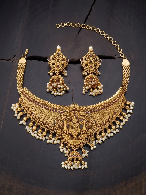 

Kushal's Fashion Jewellery Red Gold-Plated Antique Necklace