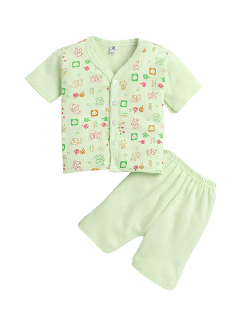 

Hopscotch Boys Green & Red Printed Night suit