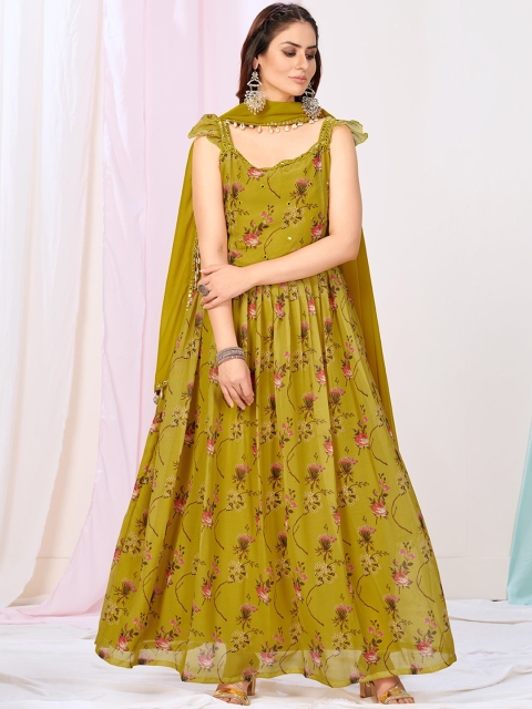 

WHITE FIRE Women Yellow Printed Kurta With Churidar & Dupatta