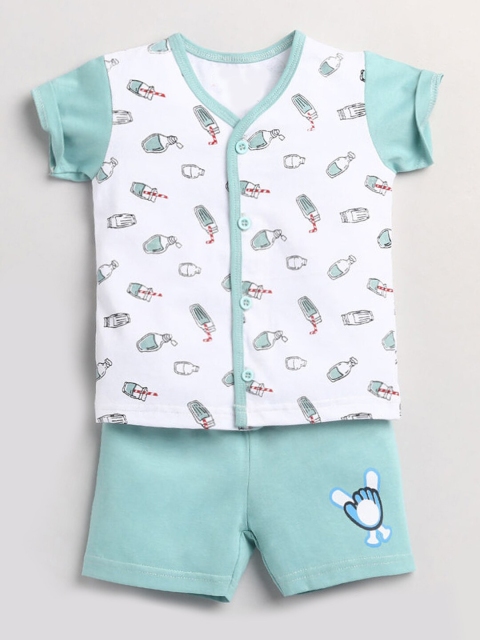 

Hopscotch Boys Green Printed T-shirt with Shorts