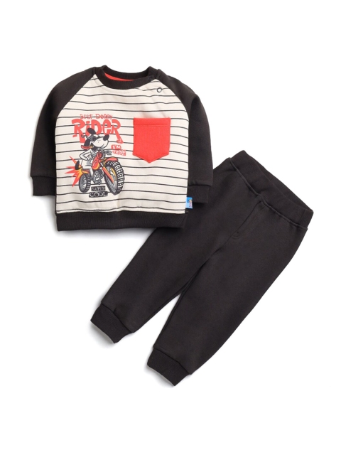 

Hopscotch Boys Black & White Pure Cotton Printed T-shirt with Trousers