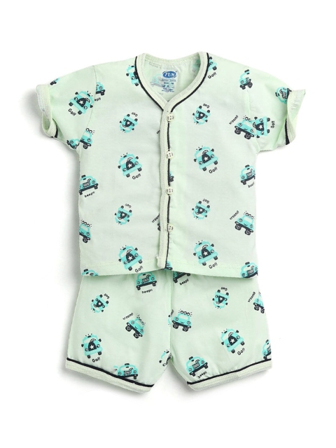 

Hopscotch Boys Green Printed T-shirt with Shorts