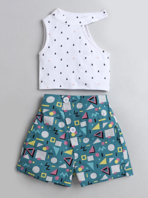 

Hopscotch Girls White Printed Top with Shorts