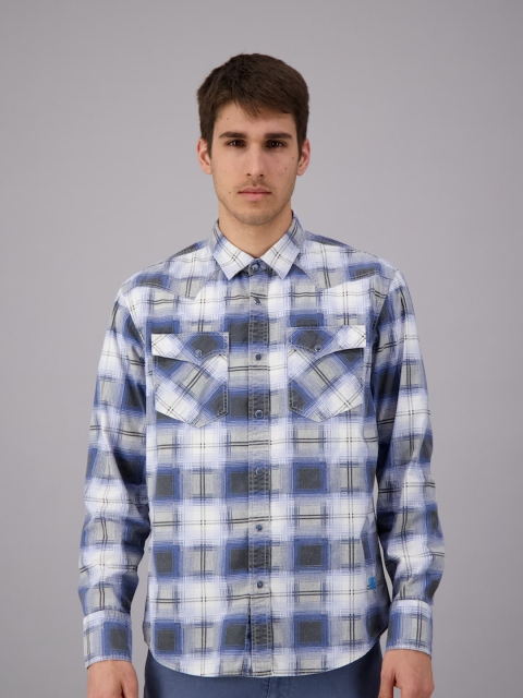 

FREESOUL Men Blue & White Tartan Checks Checked Casual Shirt