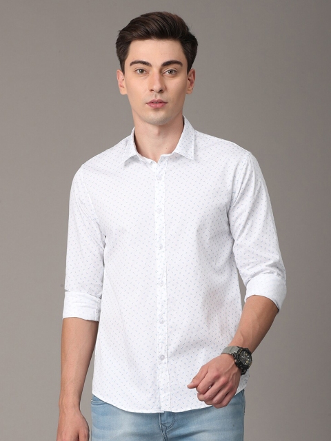 

Huggun Men White Premium Slim Fit Printed Casual Shirt
