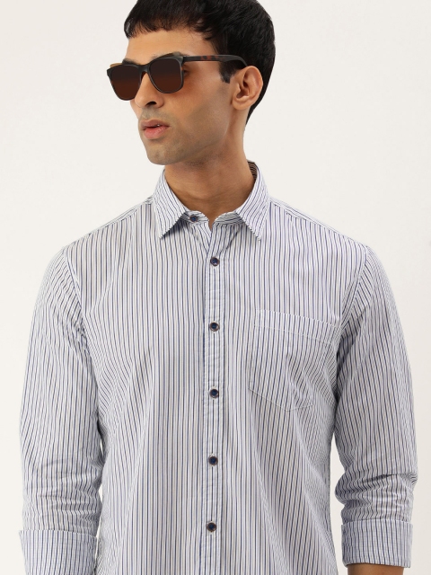 

IMYOUNG Men White Striped Smart Slim Fit Casual Shirt
