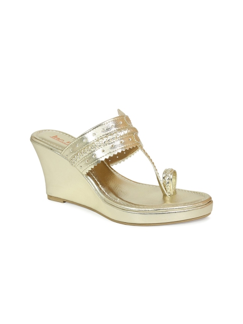 

Inc 5 Women Gold-Toned & Gold-Toned Ethnic Comfort Sandals