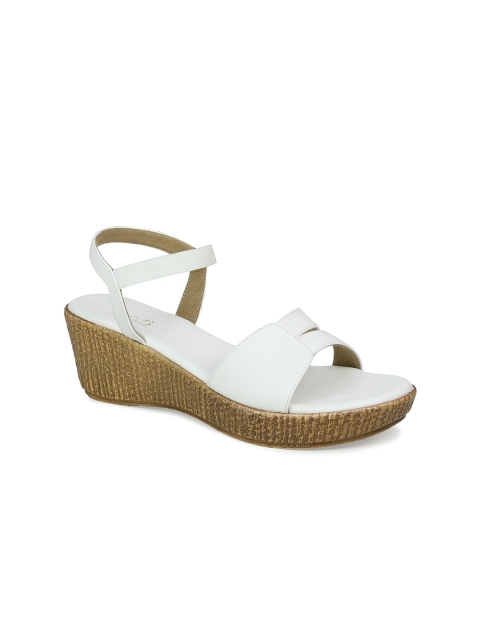 

Inc 5 Women White & White Comfort Sandals