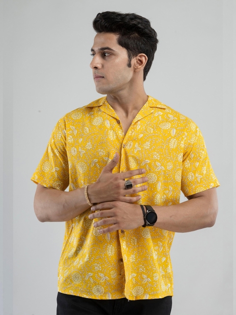 

Firangi Yarn Men Yellow Classic Floral Printed Party Shirt