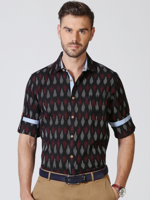 

Allen Solly Men Black Slim Fit Printed Casual Shirt