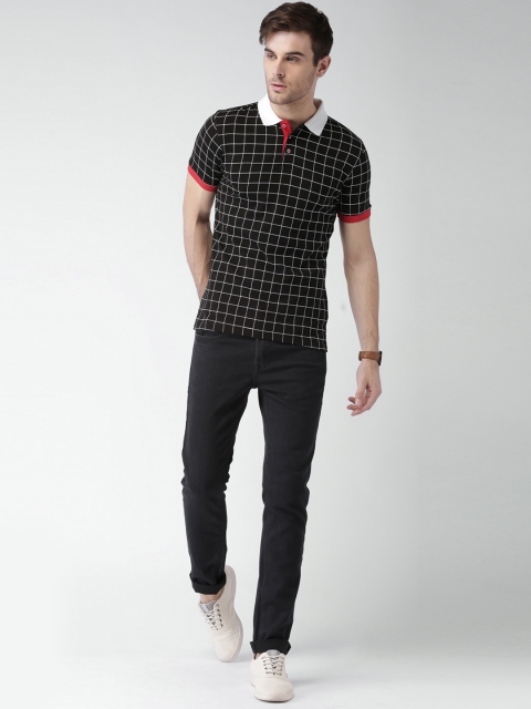 

INVICTUS Men Black & white Checked Polo Collar T-shirt