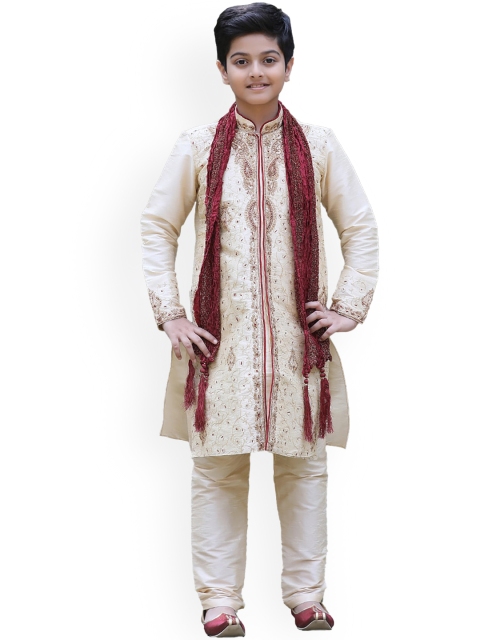 

Manyavar Boys Cream-Coloured Ethnic Motifs Kurta with Pyjamas & With Dupatta