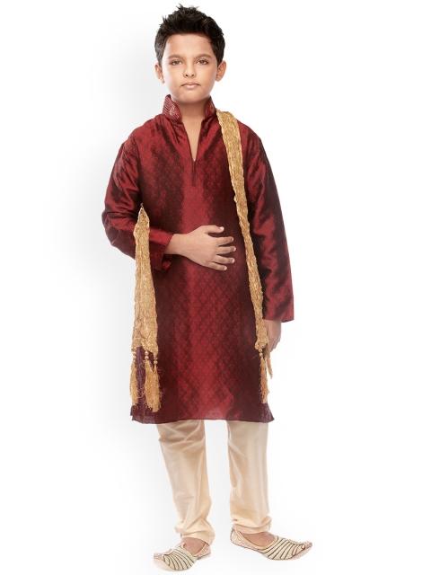

Manyavar Boys Maroon Kurta with Churidar