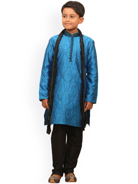 

Manyavar Boys Blue Ethnic Motifs Kurta with Pyjamas & Dupatta