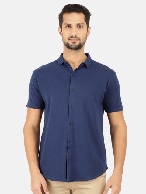 

V-Mart Men Navy Blue Mandarin Collar T-shirt