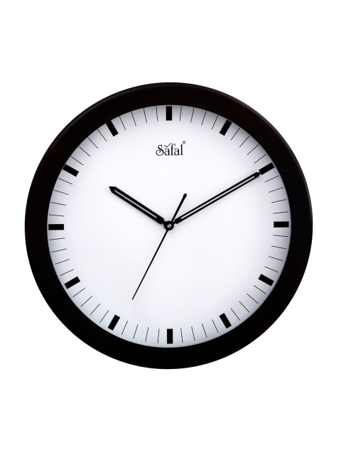 

Safal Black & White Dial 34 cm Analogue Wall Clock