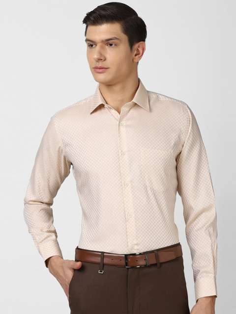 

Van Heusen Men Beige Checked Formal Shirt