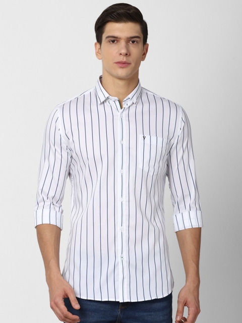 

Van Heusen Sport Men White Slim Fit Striped Casual Shirt