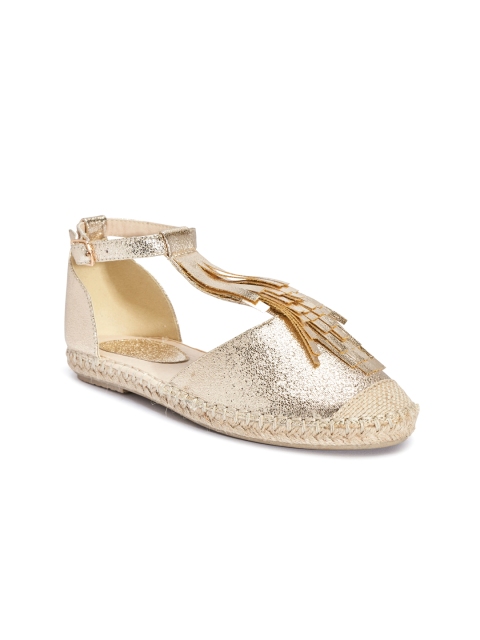 

Truffle Collection Women Gold-Toned Mid-Top Tasselled Espadrilles