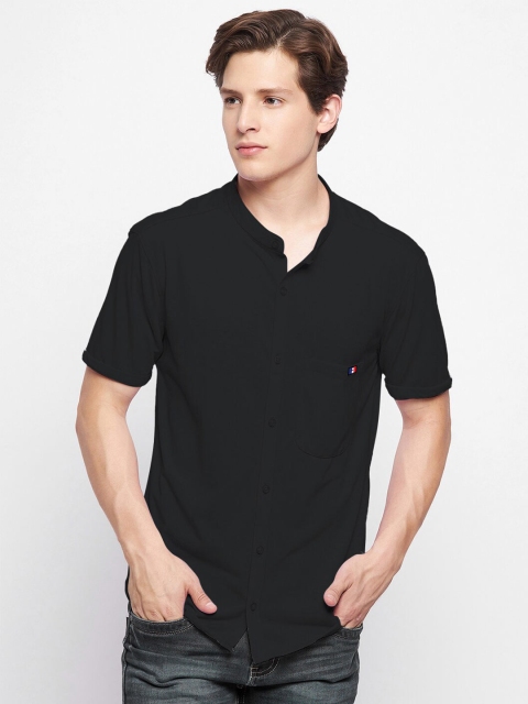 

FRENCH FLEXIOUS Men Black V-Neck T-shirt