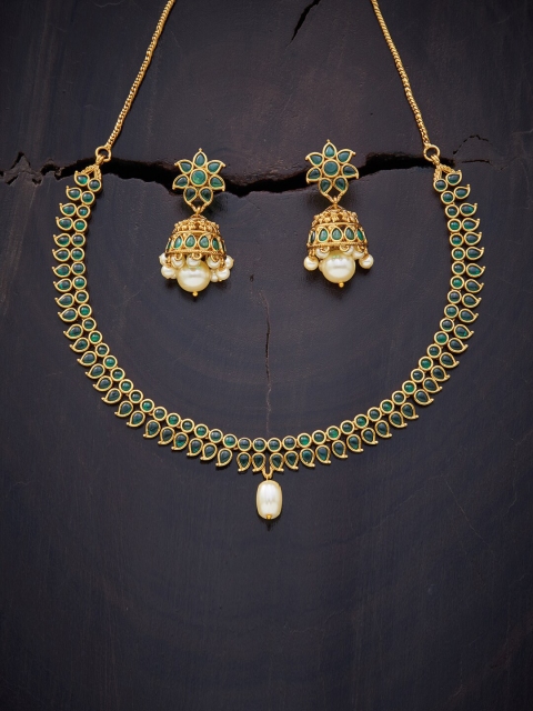 

Kushal's Fashion Jewellery Green Gold-Plated Jewellery Set