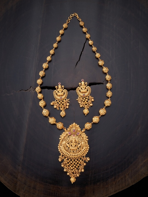 

Kushal's Fashion Jewellery Red Gold-Plated Antique Jewellery Set