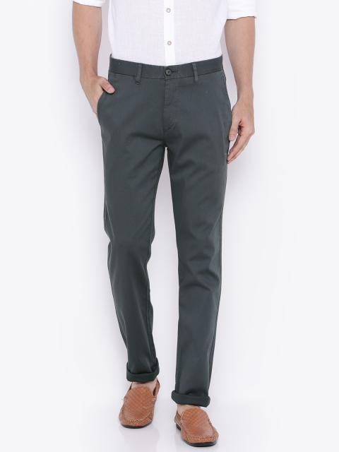 

U.S. Polo Assn. Men Grey Self-Design Slim Fit Chino Trousers