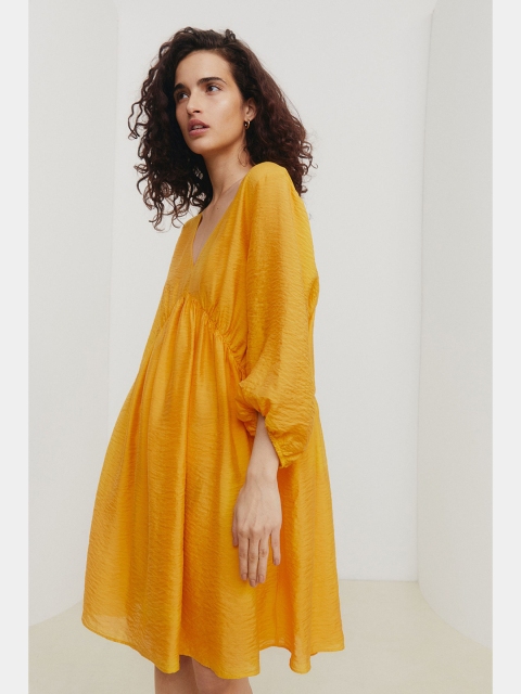 

H&M Yellow V-neck dress