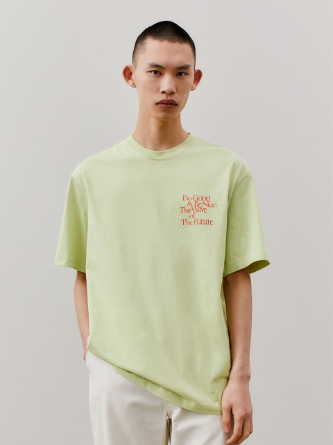 

H&M Men Green Solid Relaxed Fit Pure Cotton T-shirt