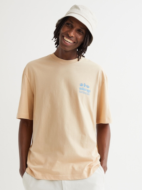 

H&M Men Beige & Blue Graphic Printed Relaxed Fit Pure Cotton T-shirt