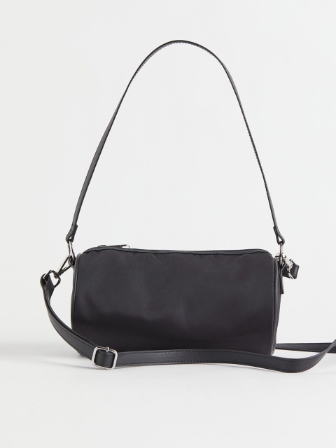 

H&M Women Black Solid Shoulder bag