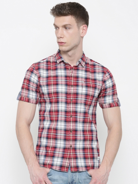 

Flying Machine Red Slim Fit Checked Casual Shirt
