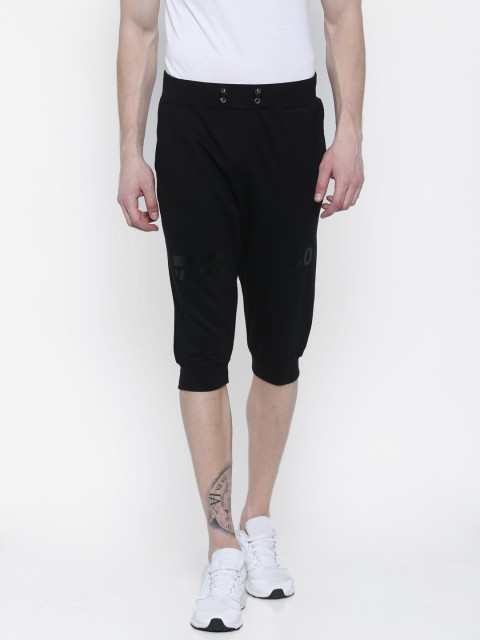 

Flying Machine Men Black Solid 3/4th Sports Shorts