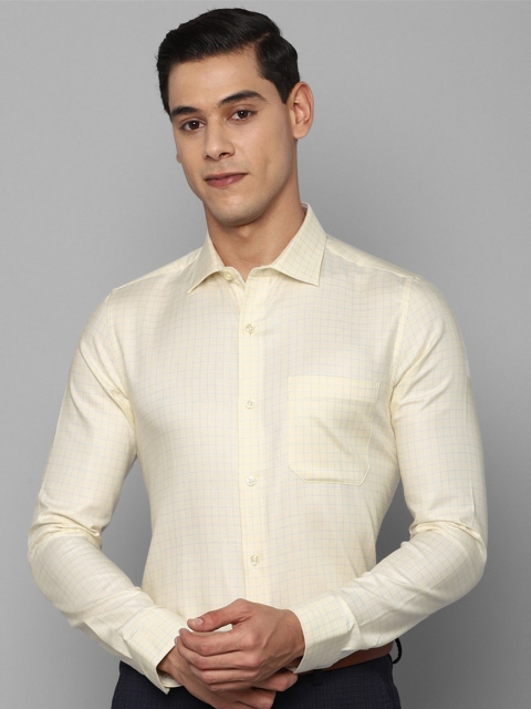 

Allen Solly Men Cream-Coloured Slim Fit Checked Formal Shirt