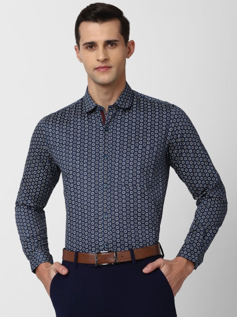 

Peter England Men Navy Blue Printed Formal Shirt